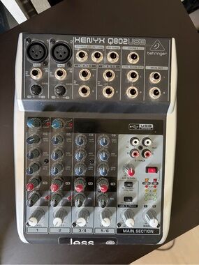 Behringer XENYX Q802USB 8 Input Mixer